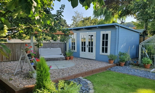 Discover the Magic of Summer Houses: Your Own Garden Retreat